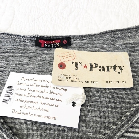 T Party NWT Embroidered Sleeve Gray Stripe Tee - S - Picture 5 of 11